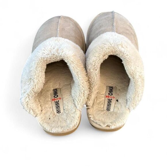 Womens Minnetonka Suede Slippers SZ 9 - Picture 3 of 3